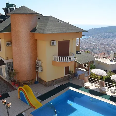 Bektas 4 Ultra Luks Villa *